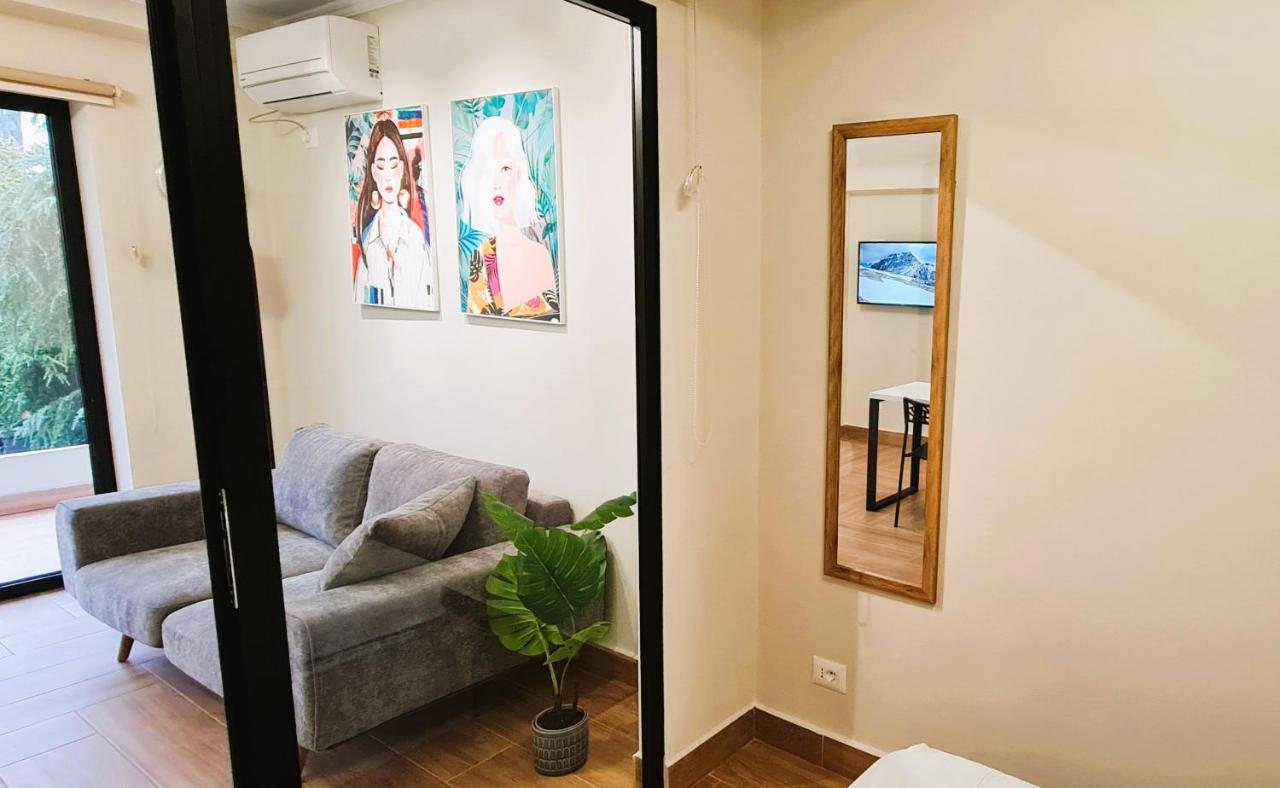 2V1 - Center Apartment 1 地拉那 外观 照片